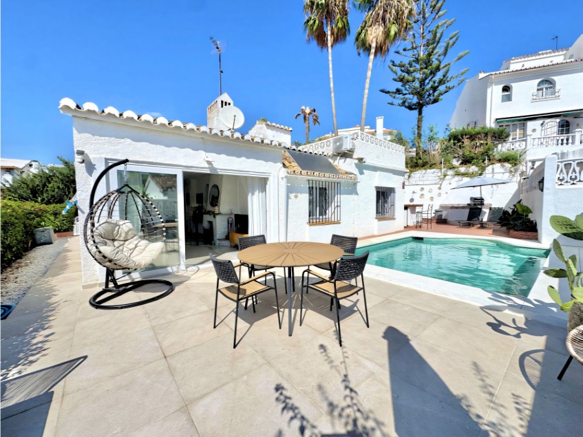 Great value villa for sale in Calahonda