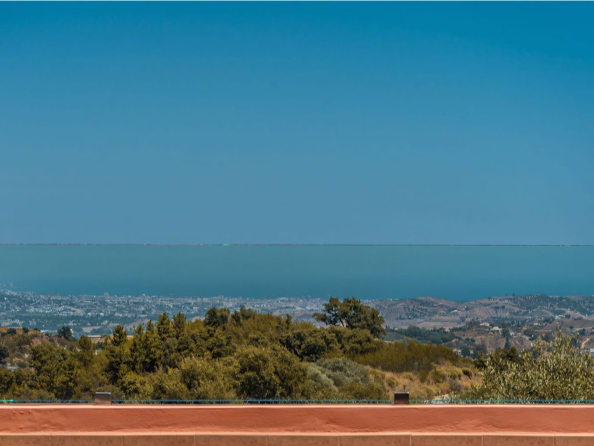 Vue sur La Mairena Un bol d’air – La Mairena offre un environnement naturel avec des vues dégagées sur les collines jusqu’à la mer.