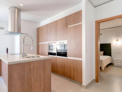 Luxury apartment with 3 bedrooms and bathrooms in Puerto Banus