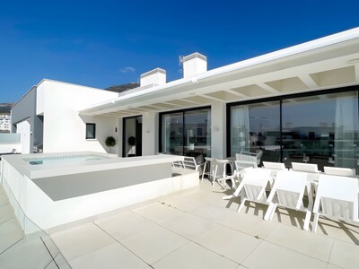 3-bedroom, 3-bathroom penthouse at El Higueron, Fuengirola