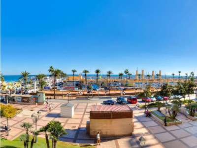 2 bedroom apartment for sale on the Paseo Maritimo near the port, Fuengirola, Costa del Sol
