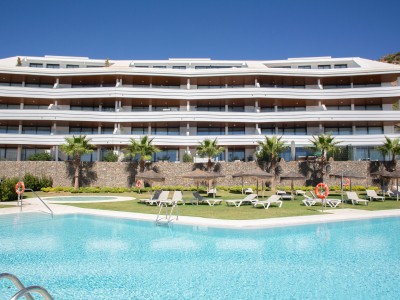 Furnished 2 bedroom garden apartment for sale at El Higuerón West, Fuengirola, Costa del Sol