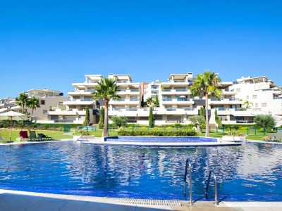 Two bedroom apartment for sale in Los Arrayanes Golf Benahavis on the Costa del Sol