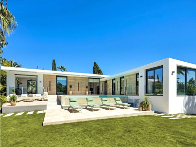Recently built luxury detached villa in the Golf Valley, Nueva Andalucia, Marbella