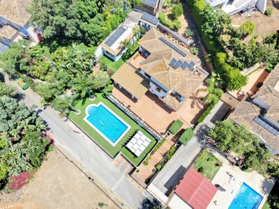 4 bedroom family villa for sale in Elviria, East Marbella, Costa del Sol