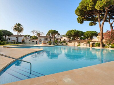 Two-bedroom townhouse for sale in Parque Elviria, Elviria, East Marbella