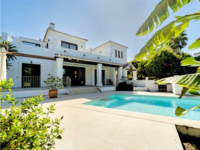 5-bedroom renovated villa for sale in El Rosario, East Marbella