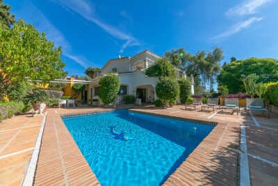 EXCLUSIVE VILLA IN GUADALMINA GOLF – SEASONAL RENTAL

Available from 10 October 2026 to 31 May 2027