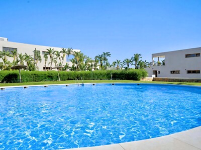 3-bedroom apartment for sale in Lomas de los Monteros, Marbella.