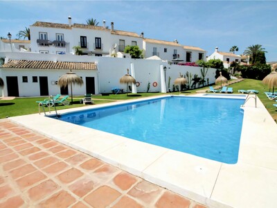 Renovated 2-bedroom townhouse in El Naranjal, Marbella Golf Valley, Nueva Andalucia