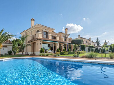 Characterful 4-bedroom, 4-bathroom villa for sale at Mijas Golf