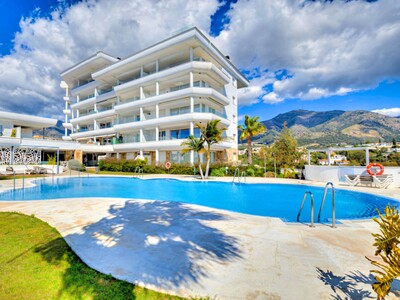 Contemporary 2-bedroom apartment for sale in Monte Paraiso, Torreblanca, in Fuengirola