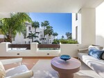 Renovated New Golden Mile apartment (29)