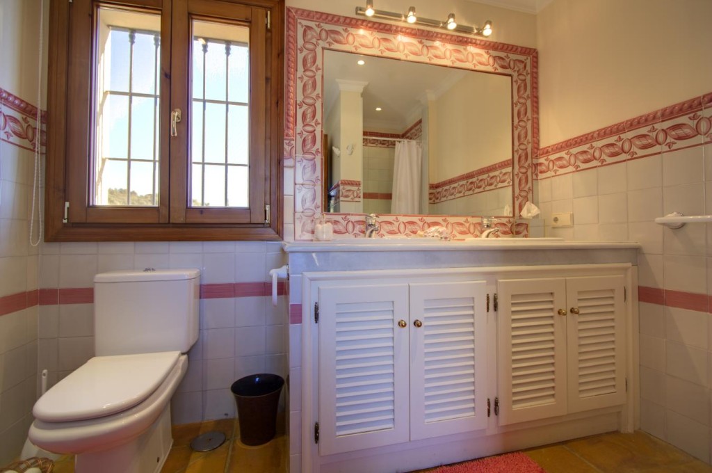 Bathroomdetail3