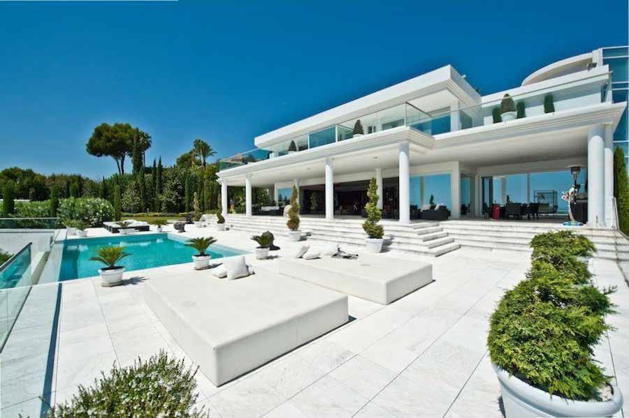 Villa exterior