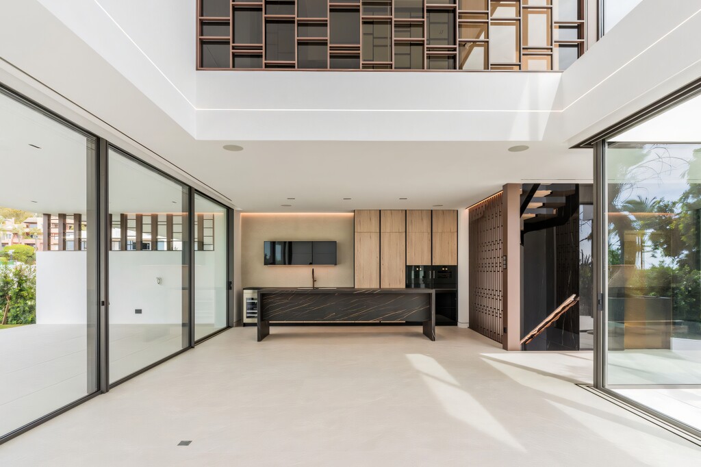 Nueva Andalucia villa (2)