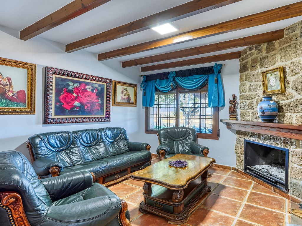 Country Mansion Alhauring de La Torre (31)