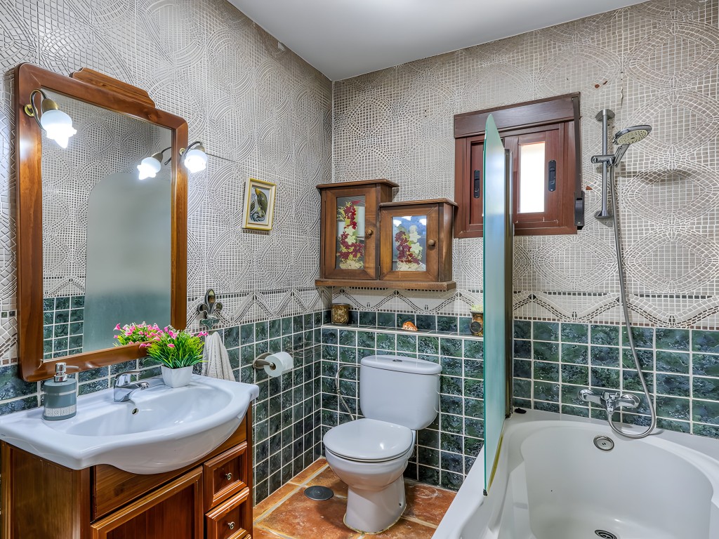 Country Mansion Alhauring de La Torre (36)