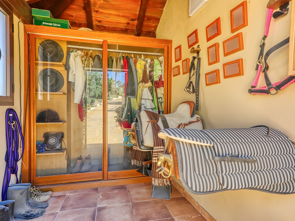 Country Mansion Alhauring de La Torre (43)