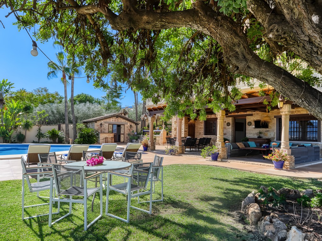 Country Mansion Alhauring de La Torre (46)