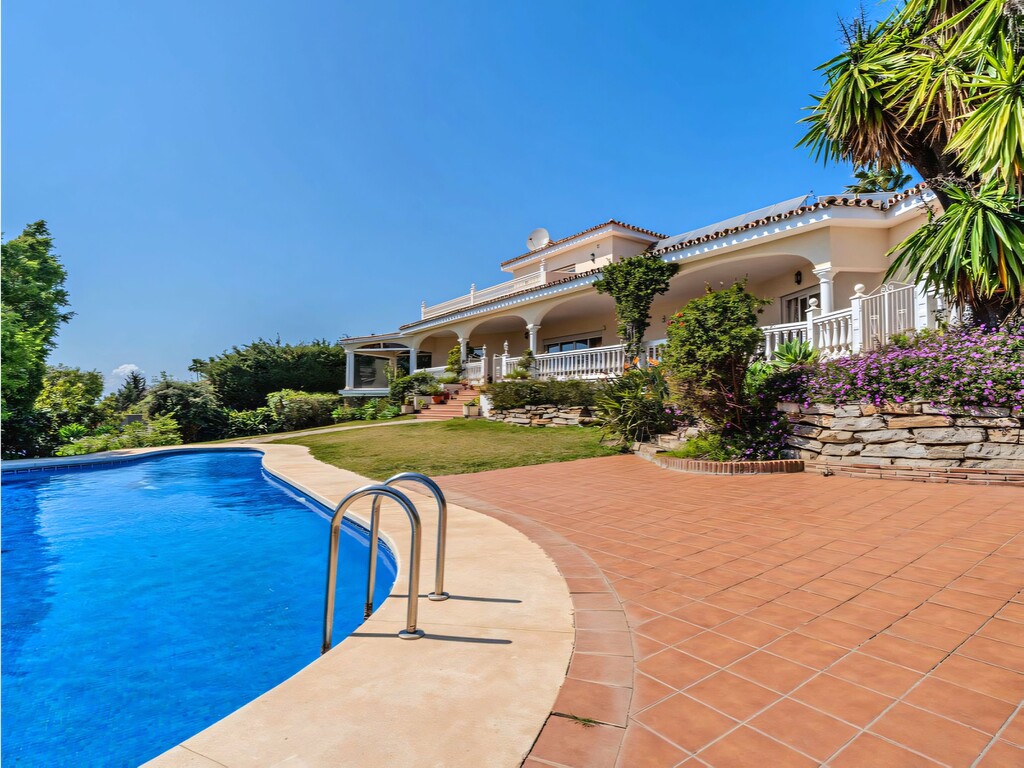 El Paraiso Medio Villa (35)