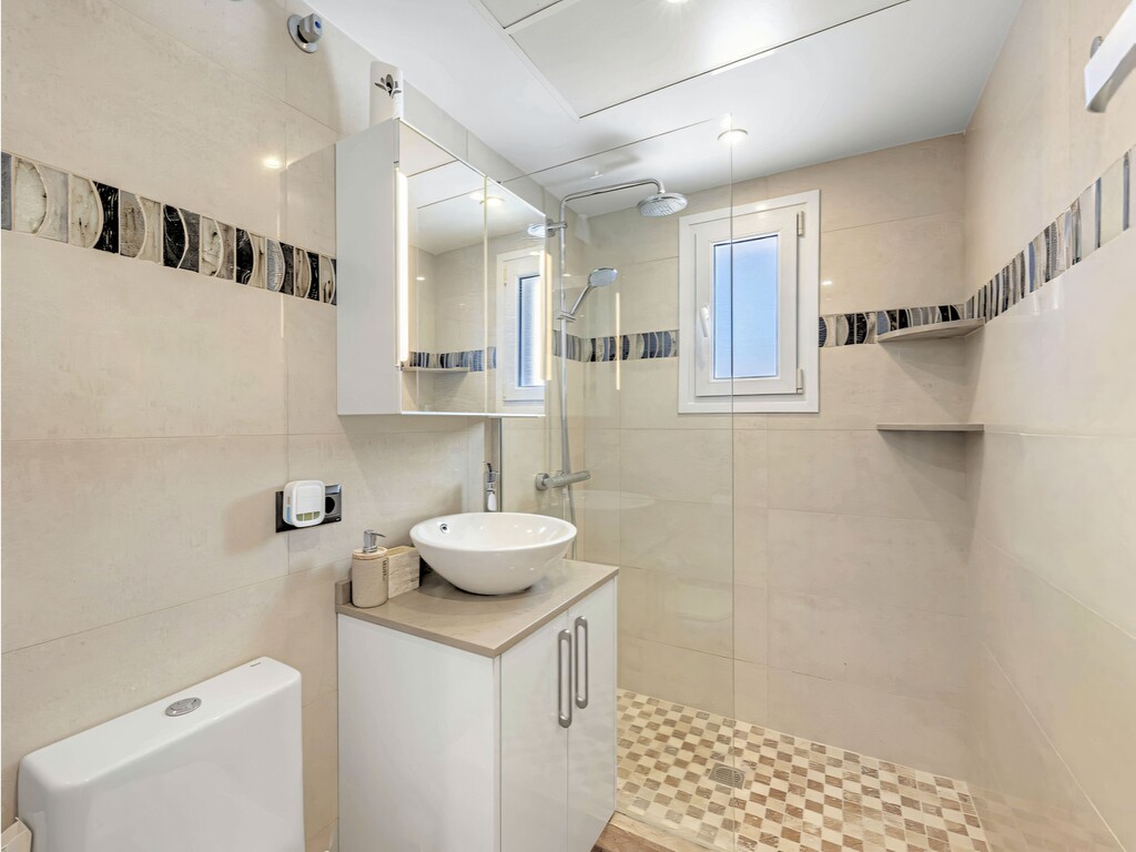 Estepona villa with guest house (44)