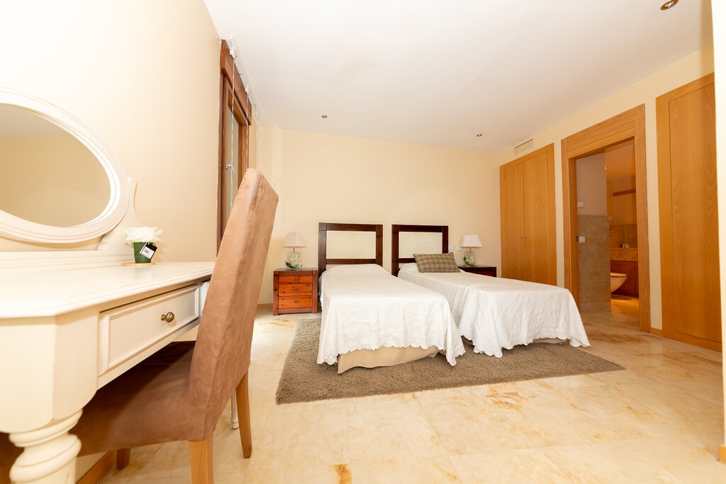 Los Monteros-0133.jpg