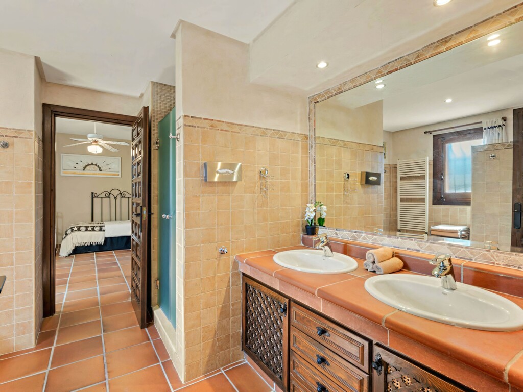 Los Monteros Villa_49